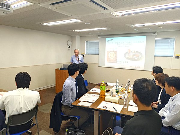 企業訪問研修の様子2